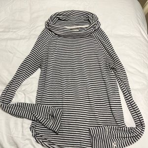 Hollister Cowl Neck Stripe Gray/Black Long Sleeve Top XS